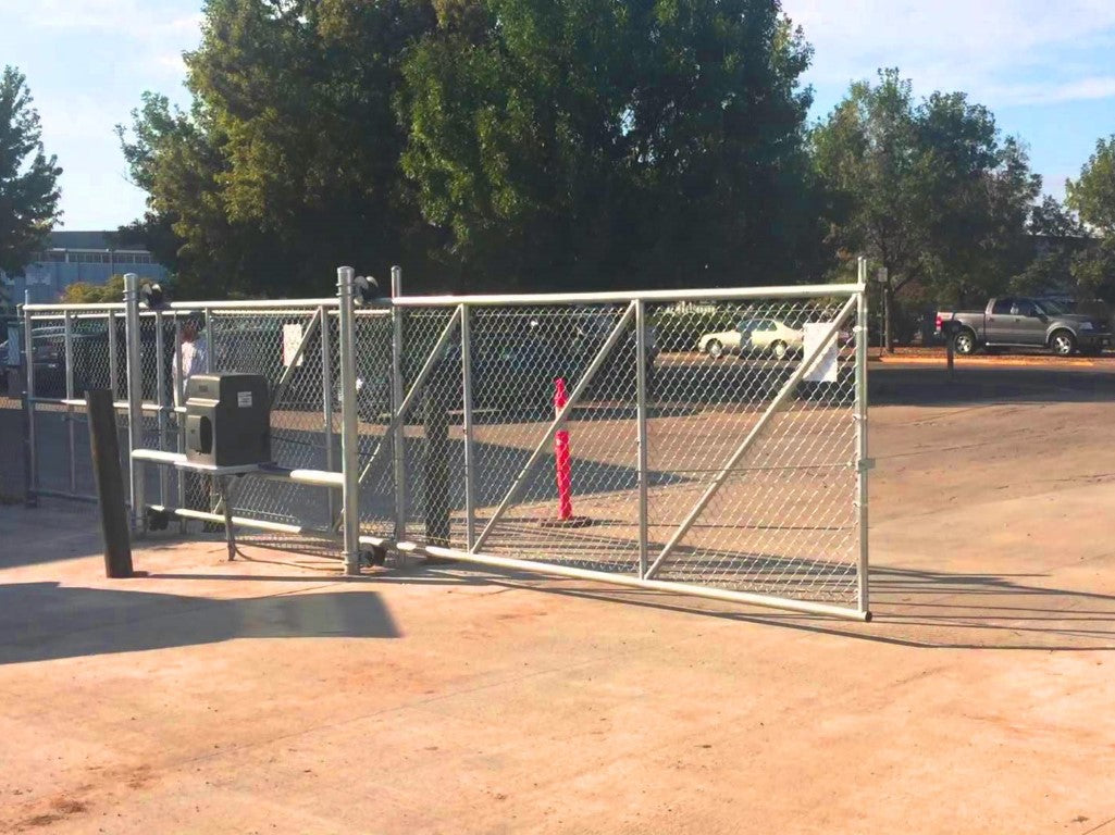 Cantilever-Gate Merac Dubai