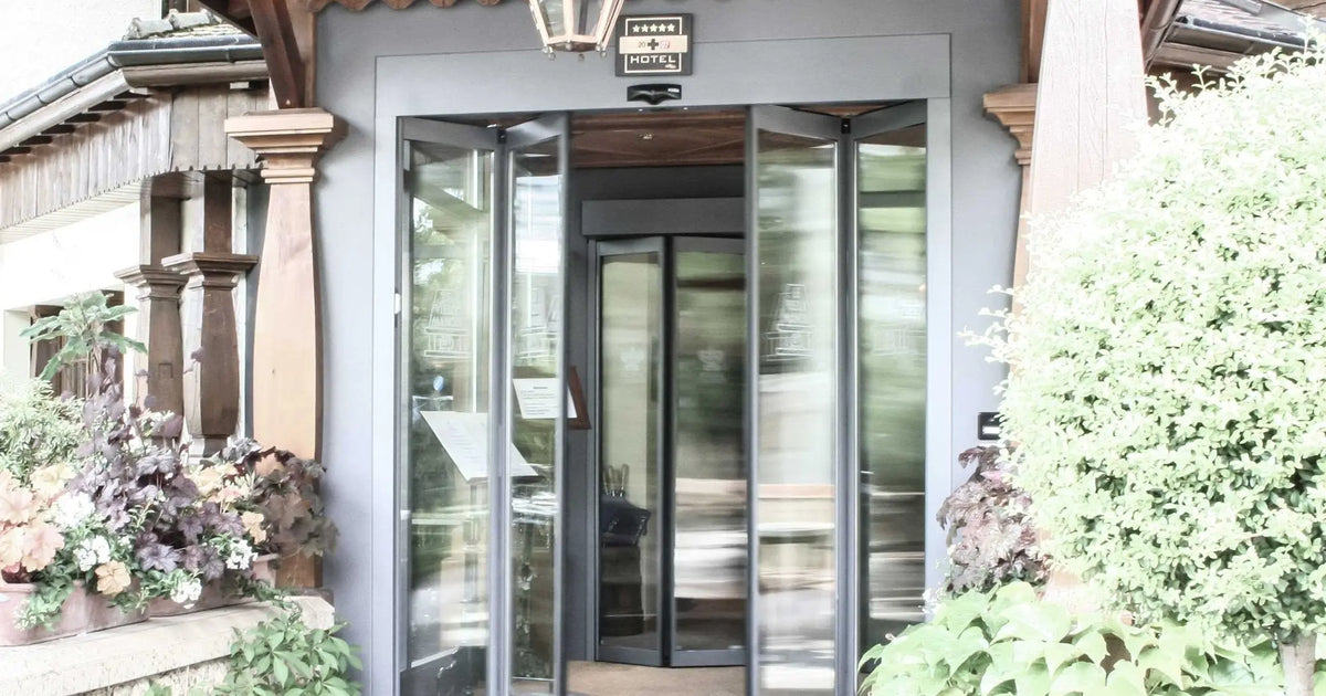 Gilgen automatic folding door entrance